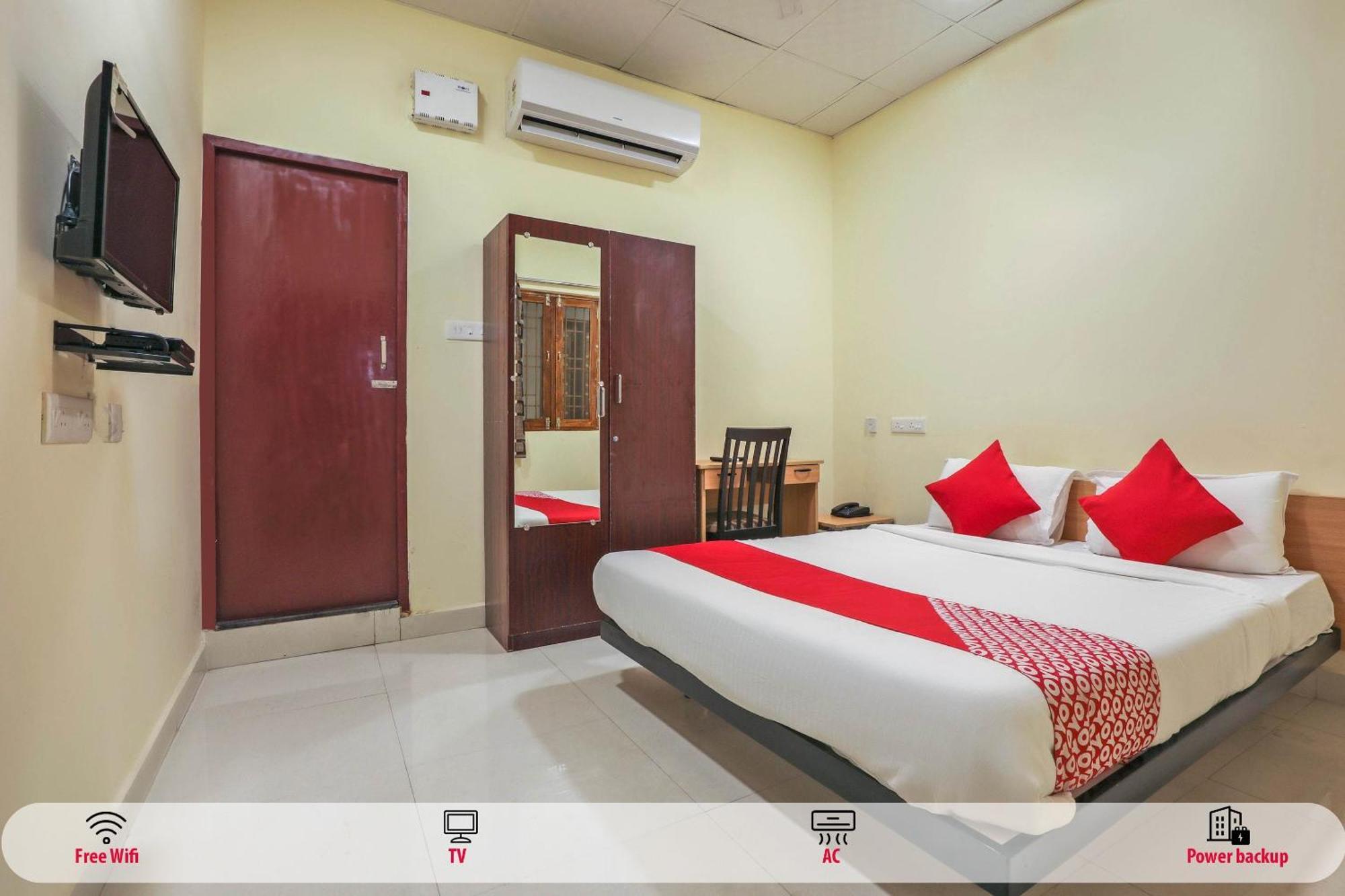 Hotel O Om Sakthi Hotel Puducherry Eksteriør billede