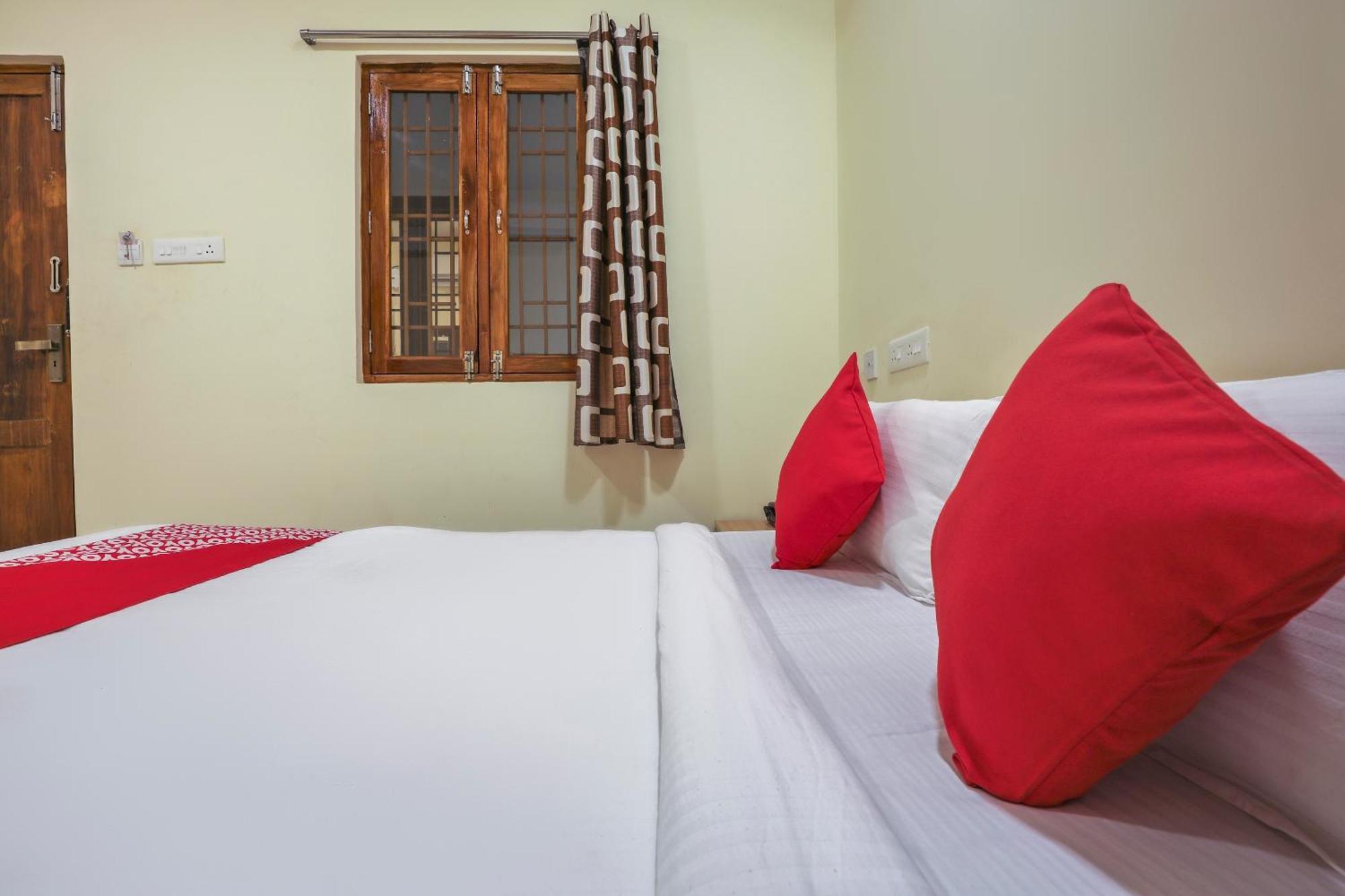 Hotel O Om Sakthi Hotel Puducherry Eksteriør billede
