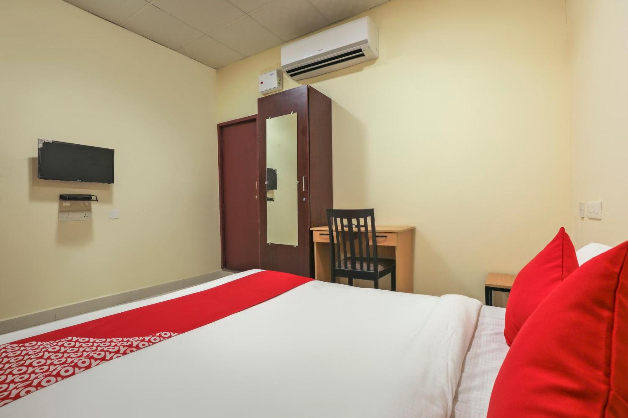 Hotel O Om Sakthi Hotel Puducherry Eksteriør billede