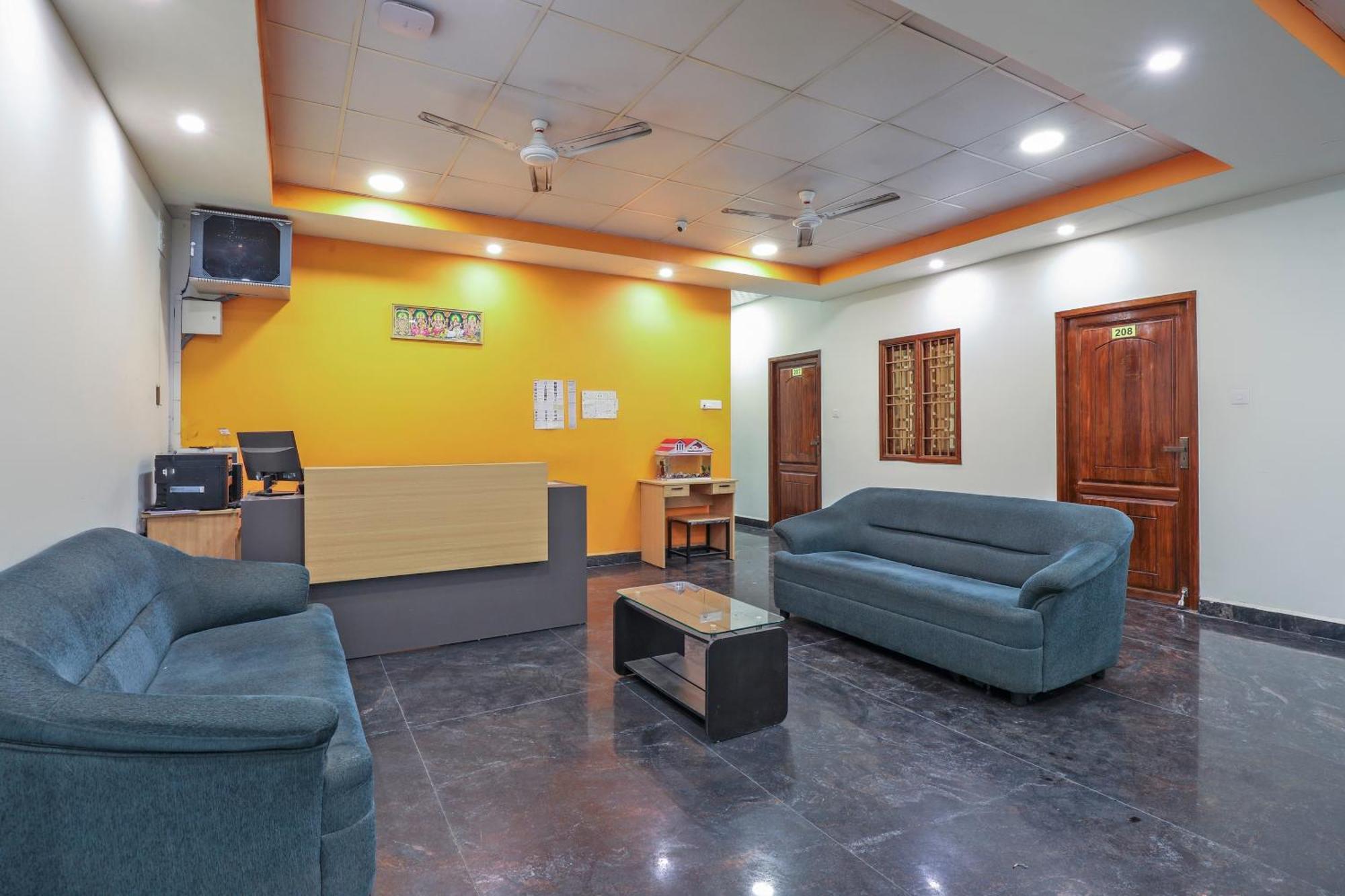 Hotel O Om Sakthi Hotel Puducherry Eksteriør billede