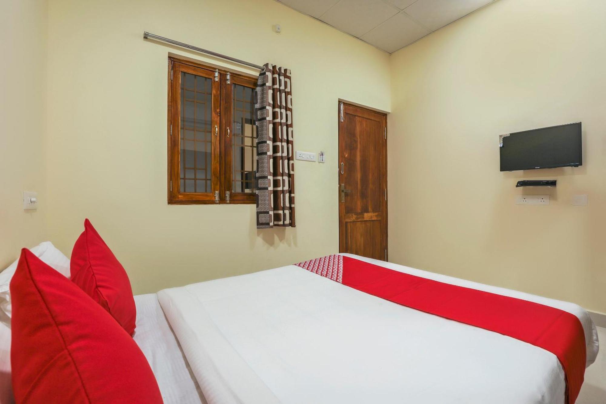 Hotel O Om Sakthi Hotel Puducherry Eksteriør billede